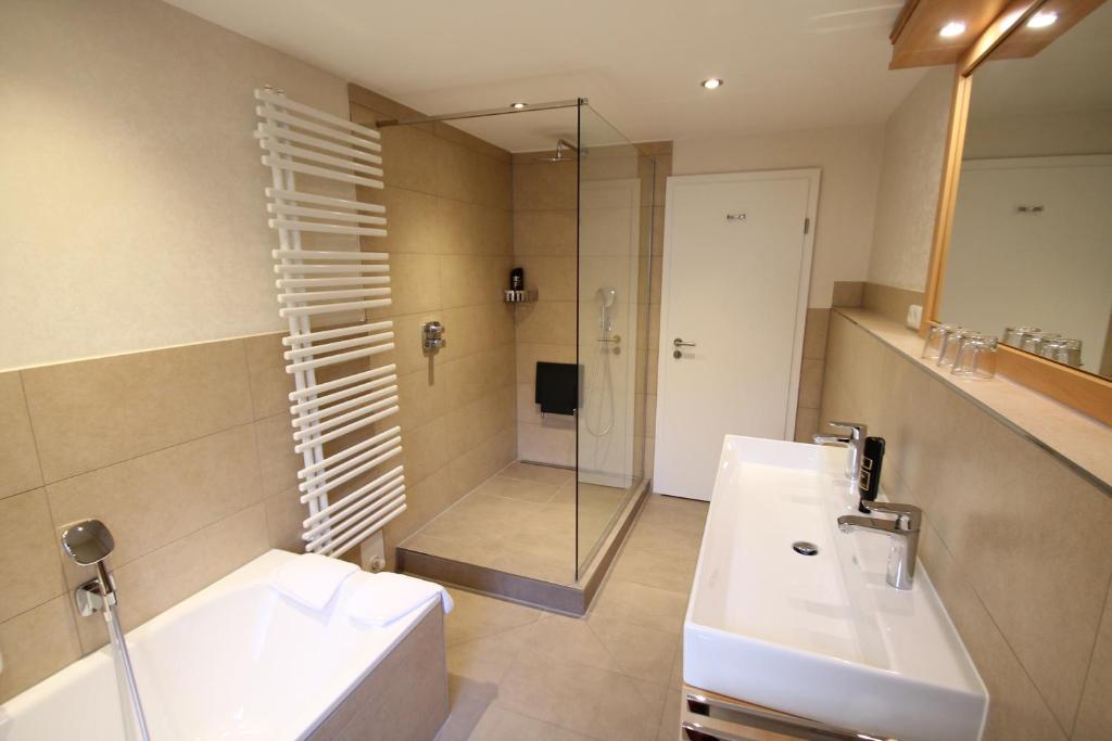 Bundt's Hotel & Gartenrestaurant - Resim 26