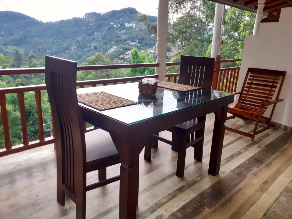 Ella Hillsite View - 1