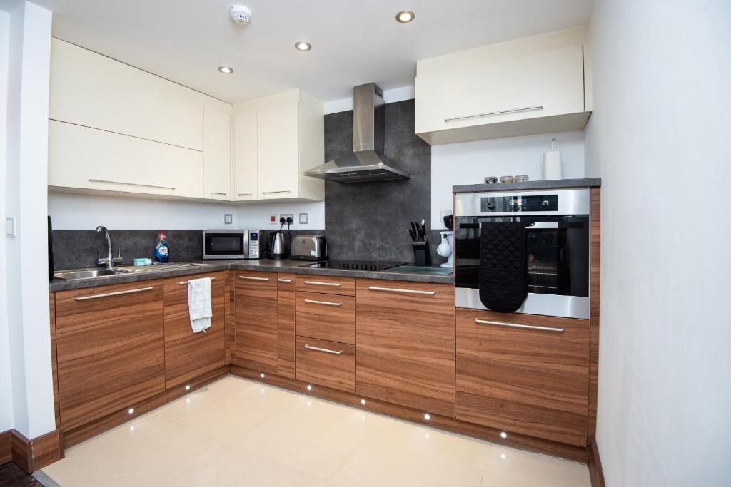 Livin' Serviced Apartments - Suite Di Famiglia