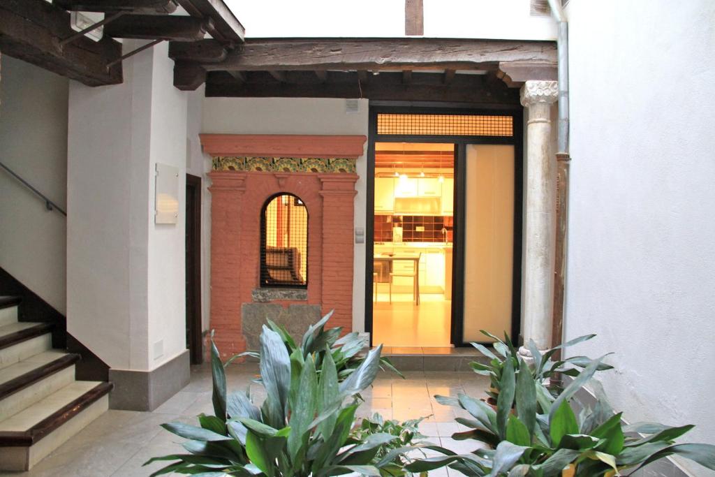 Nuotrauka iš apgyvendinimo įstaigos Apartamentos Inside Alhacaba mieste Granada galerijos
