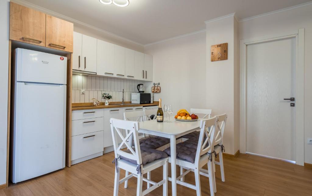 Kuchyň nebo kuchyňský kout v ubytování 2-room Apartment NFT Vista Gudauri 17- Near Ski Lift