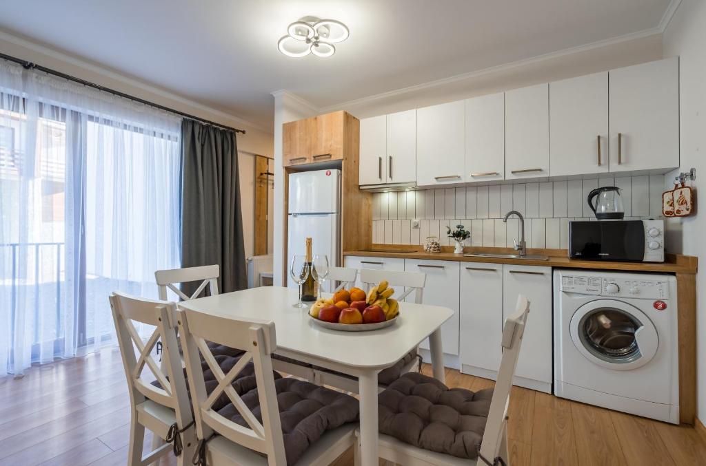 Kuchyň nebo kuchyňský kout v ubytování 2-room Apartment NFT Vista Gudauri 17- Near Ski Lift