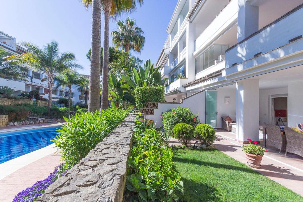 Las Canas beach, ground floor first line beach, Marbella golden mile  (Marbella) – oppdaterte priser for 2023