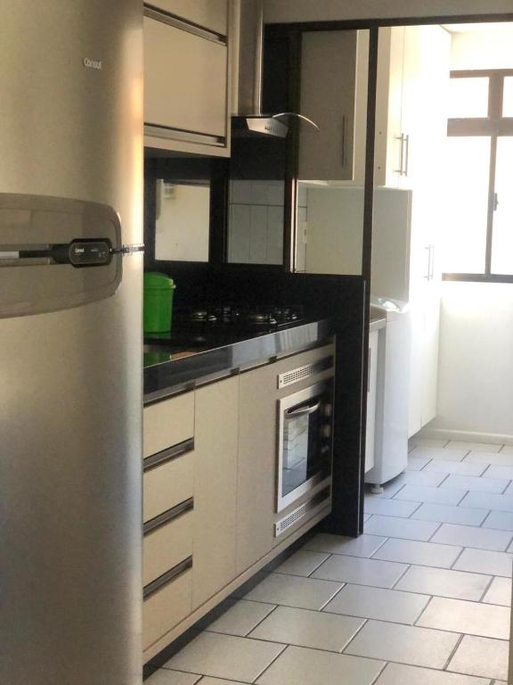  APARTAMENTO BOMBAS avenida principal