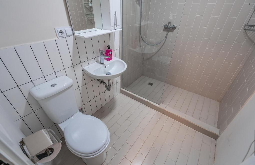Koupelna v ubytování 2-room Apartment NFT Vista Gudauri 17- Near Ski Lift