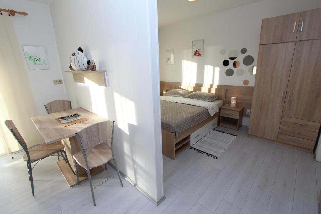 Apartments and Room Eva - 18