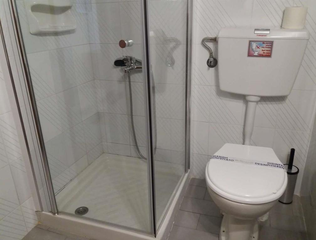 Olympus View Rooms Sauna & Spa - 18