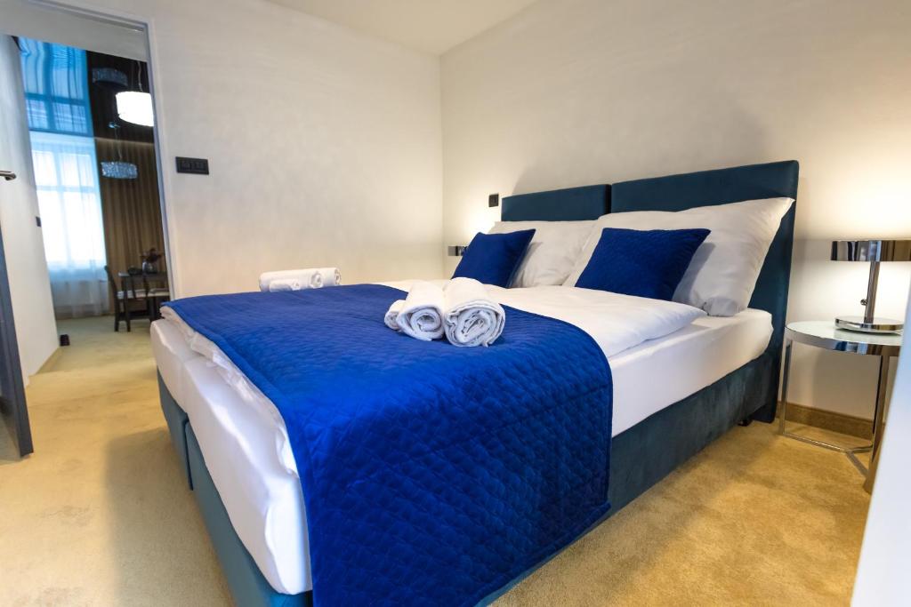 Apart Hotel GOLDEN apartments - Resim 33