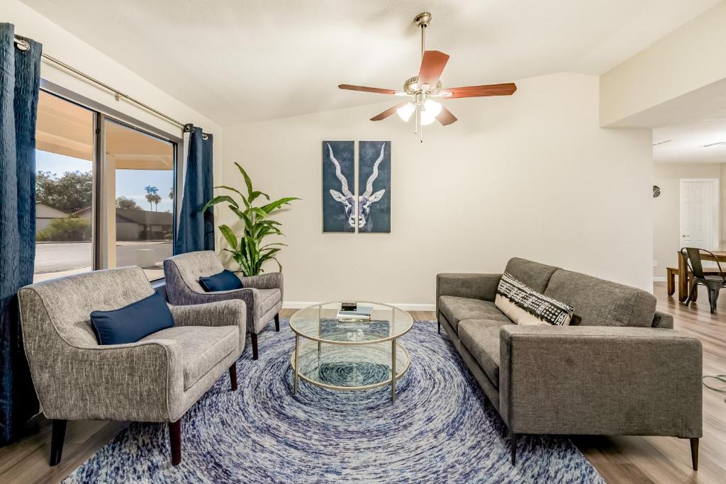 Posezení v ubytování Gable's Corner