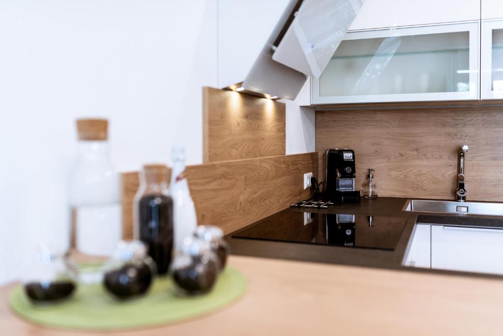 MH Living - 11 - Modern Living Dream in Center - 15