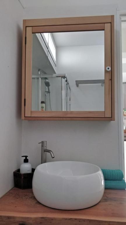 Koupelna v ubytování New Deluxe Stunned Seaview 2 bed Apt