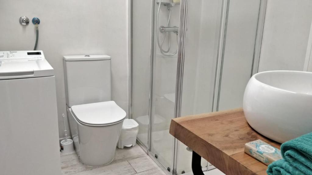 Koupelna v ubytování New Deluxe Stunned Seaview 2 bed Apt