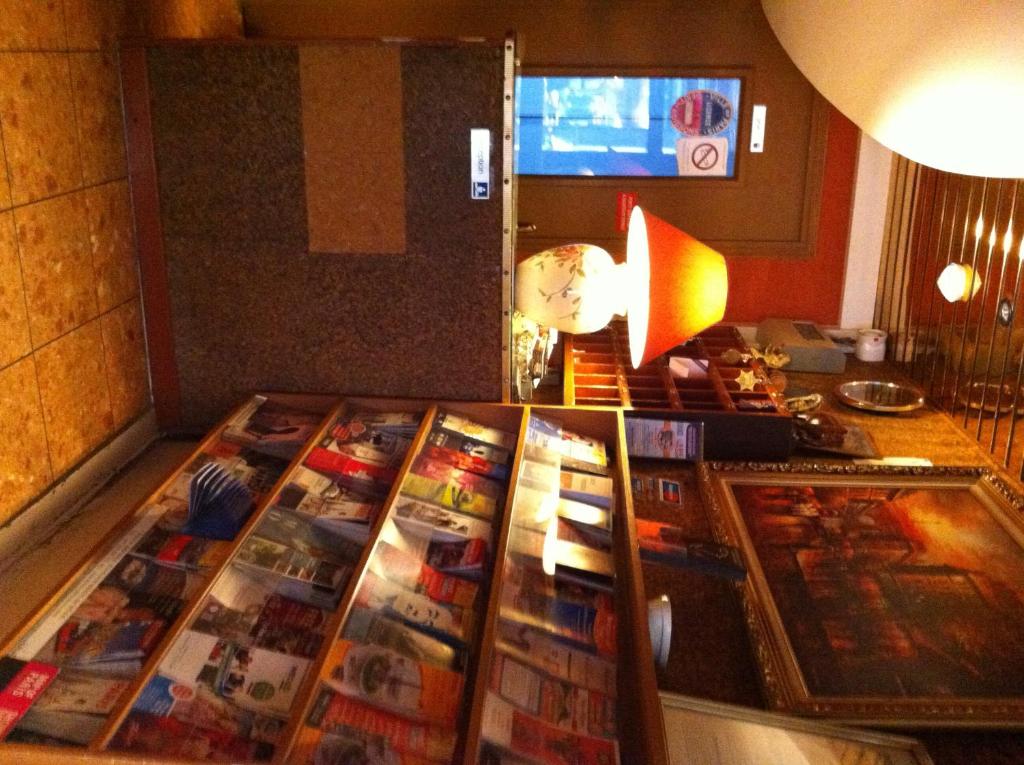 Hotel Des Arts - Resim 23