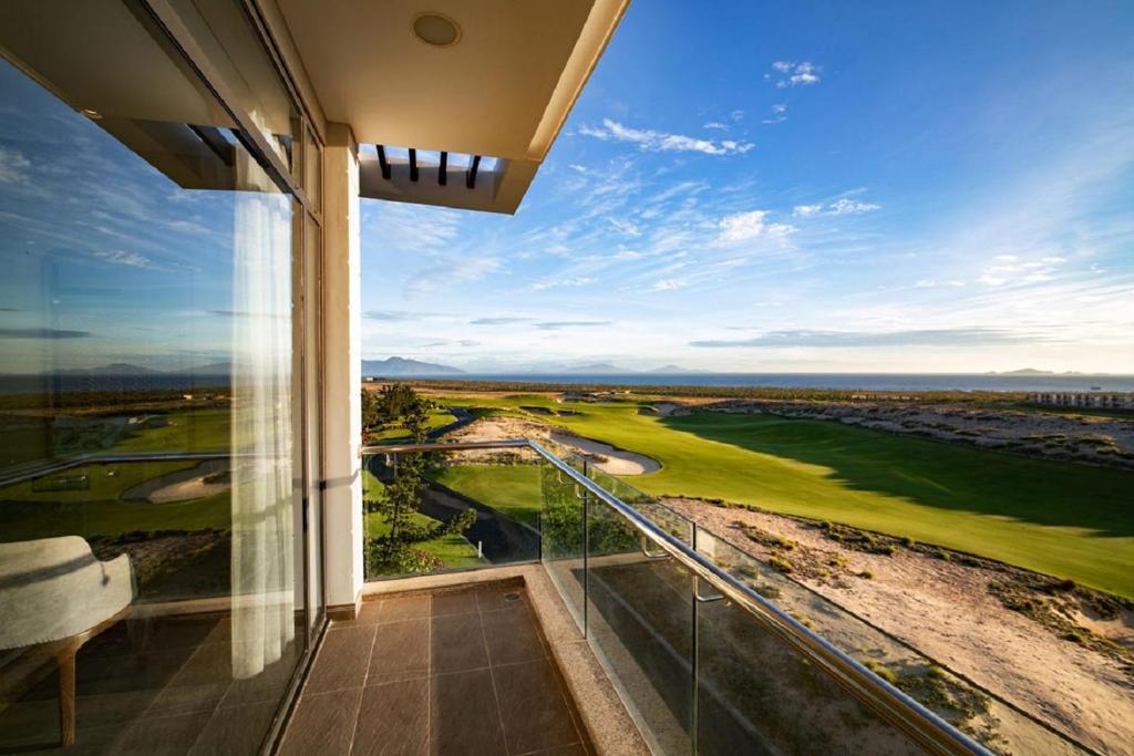 Four-Bedroom Duplex Pool Villa with Golf View