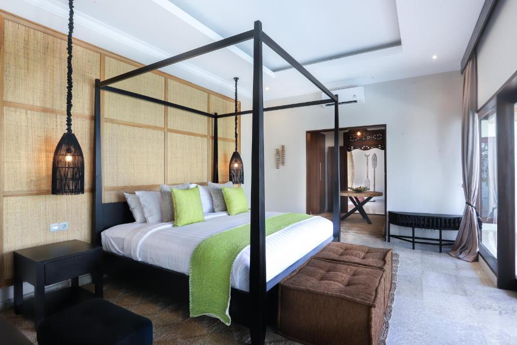 Cama ou camas em um quarto em Nunamkhalu Private Villa and Spa