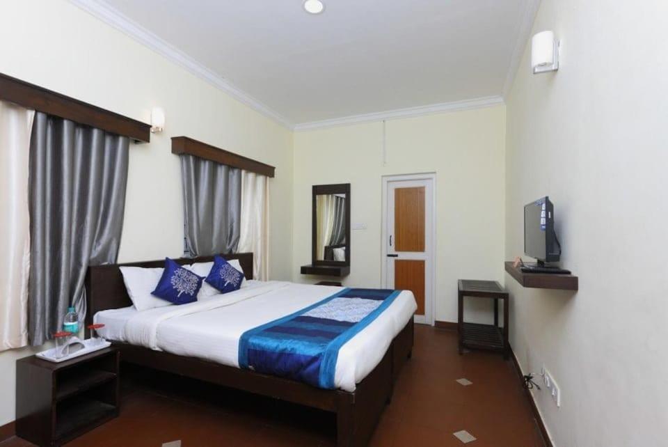 Postel nebo postele na pokoji v ubytování Bruton resorts