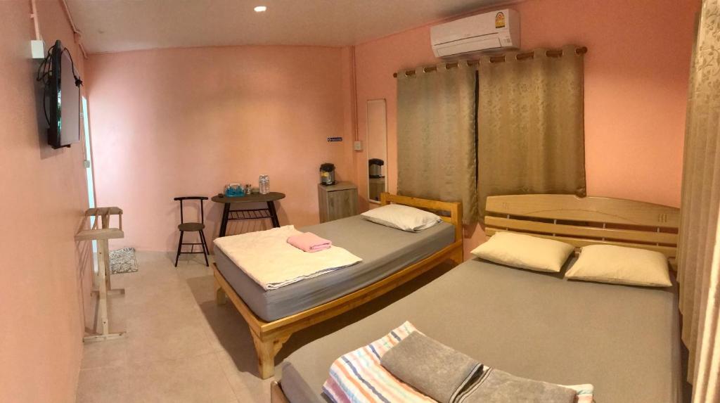 ครูหนูบ้านพัก แหลมงอบ Krunou baanpak - Triple Chambre Avec Vue Sur Le Jardin