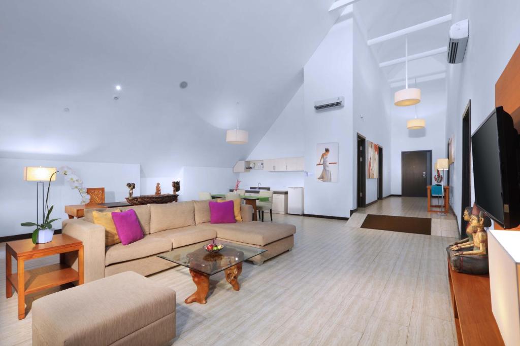 Posezení v ubytování Lv8 Resort Hotel