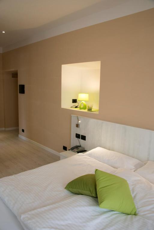 Hotel du Lac Parc & Residence - Deluxe Double Room