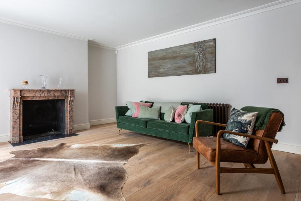 Randolph Avenue X by onefinestay