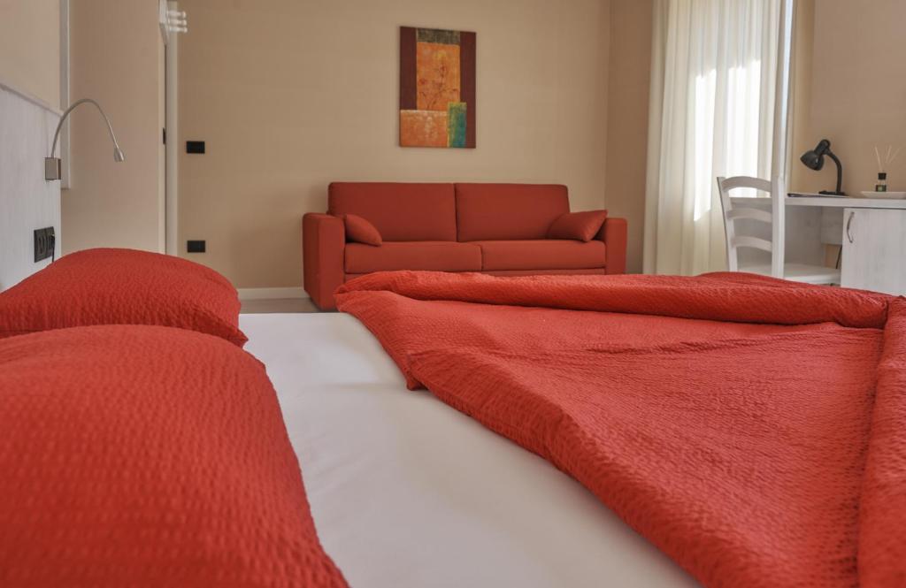 Hotel du Lac Parc & Residence - Deluxe Quadruple Room