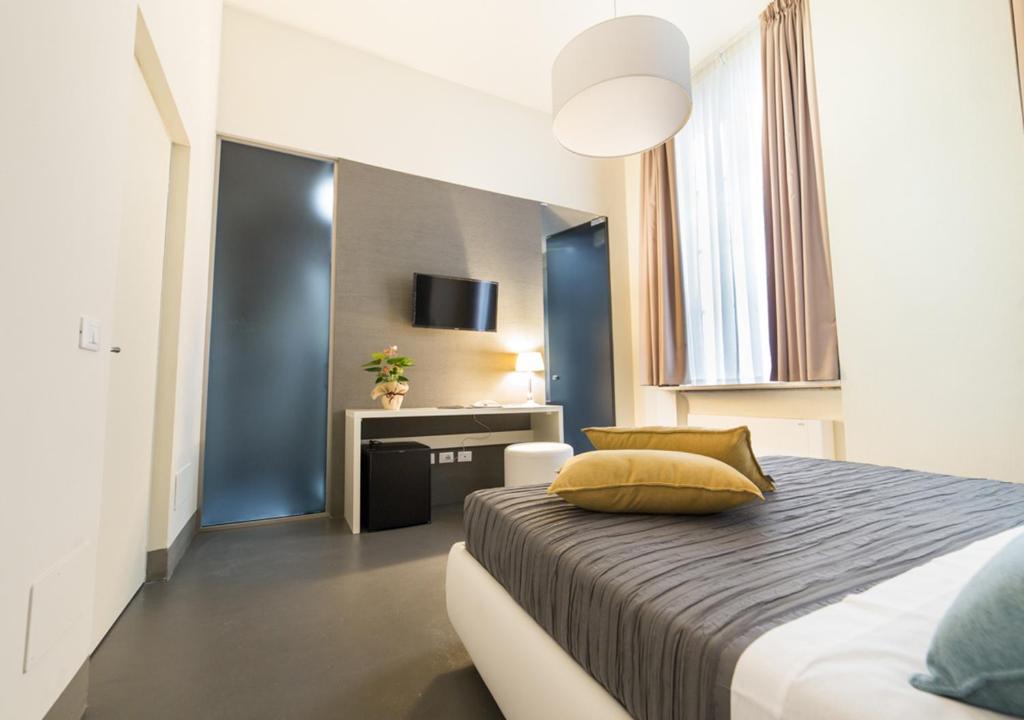 LUCUS Exclusive Bed and Breakfast - 12