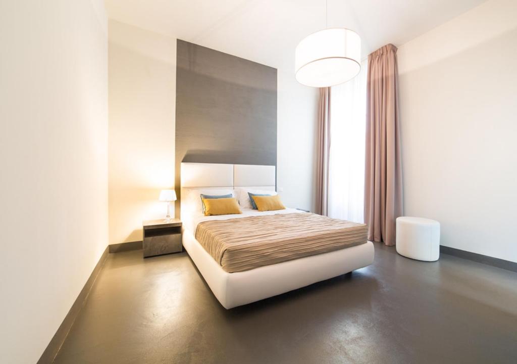 LUCUS Exclusive Bed and Breakfast - 18