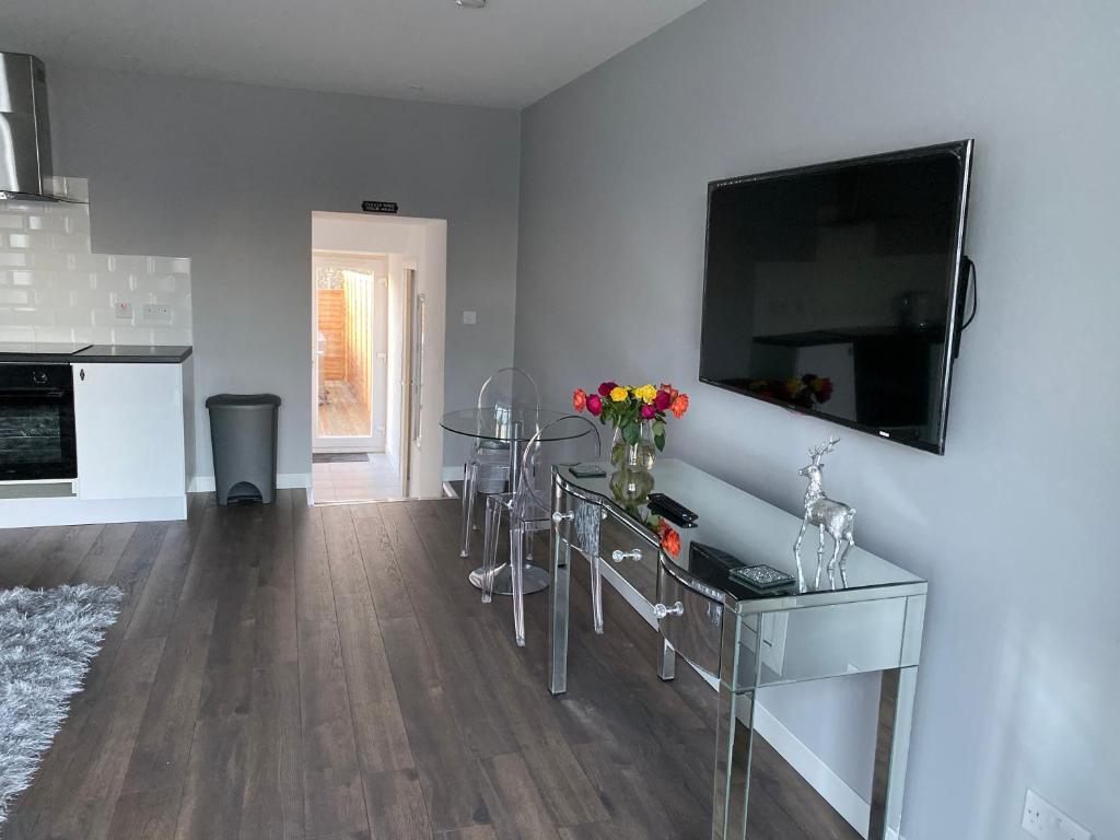 COACHMAN COTTAGE OUTSIDE HOT TUB - Appartamento Con Una Camera Da Letto