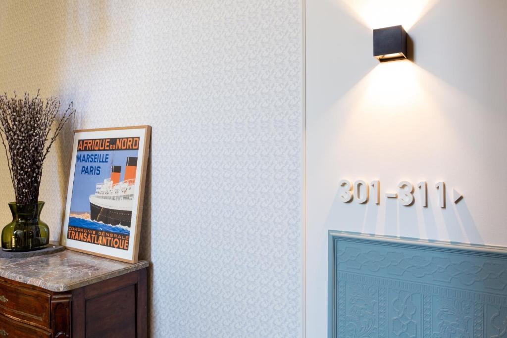 Hotel Perrin - former Carlton - Resim 22