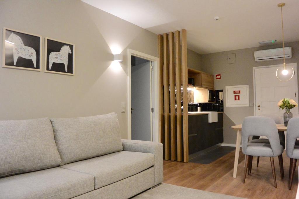 LF Porto Alfazema, by Flat in Porto - One-Bedroom Apartment