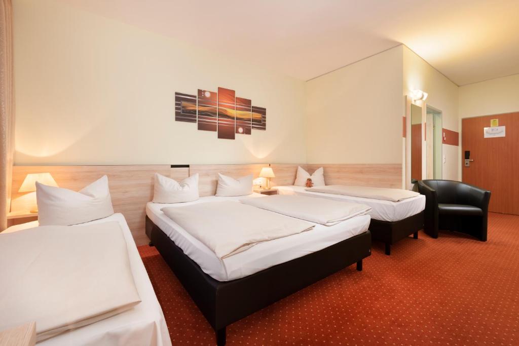 NOVINA HOTEL Südwestpark - Superior Family Room (2 Volwassenen + 2 Kinderen)