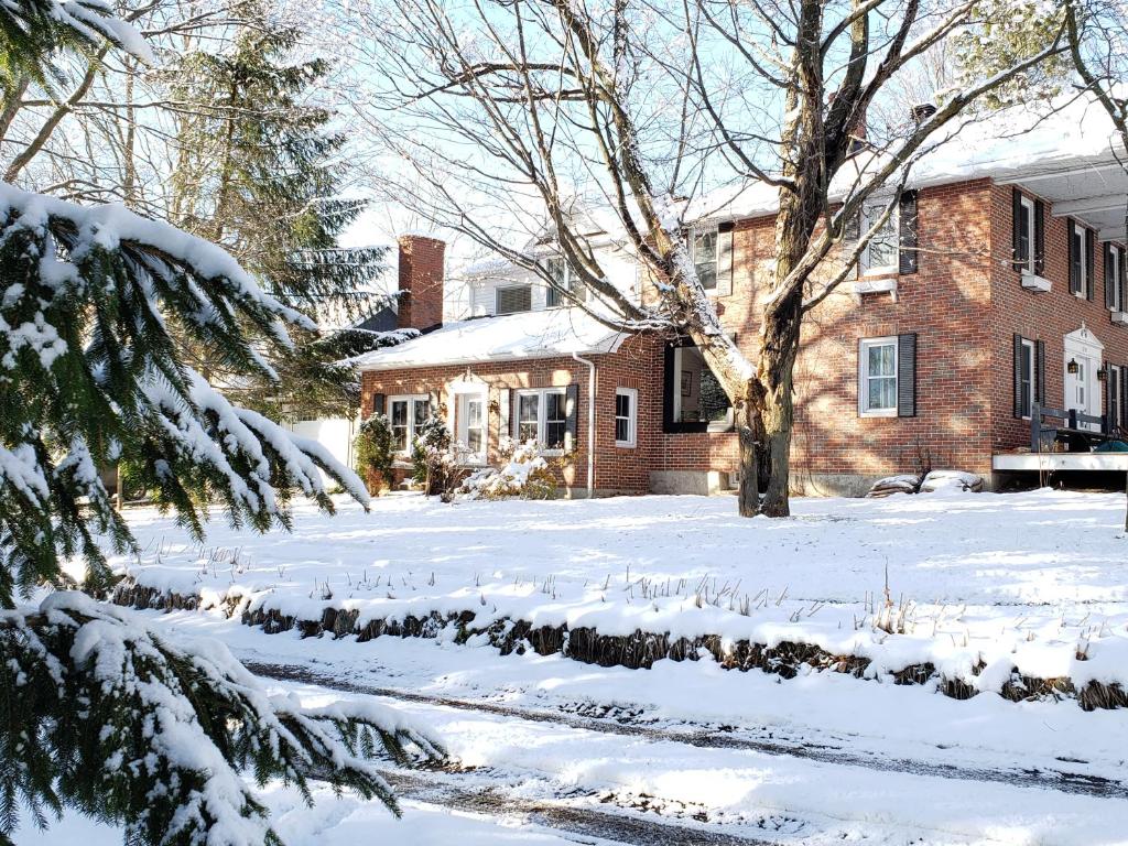 Auberge du Vignoble Bromont v zimě