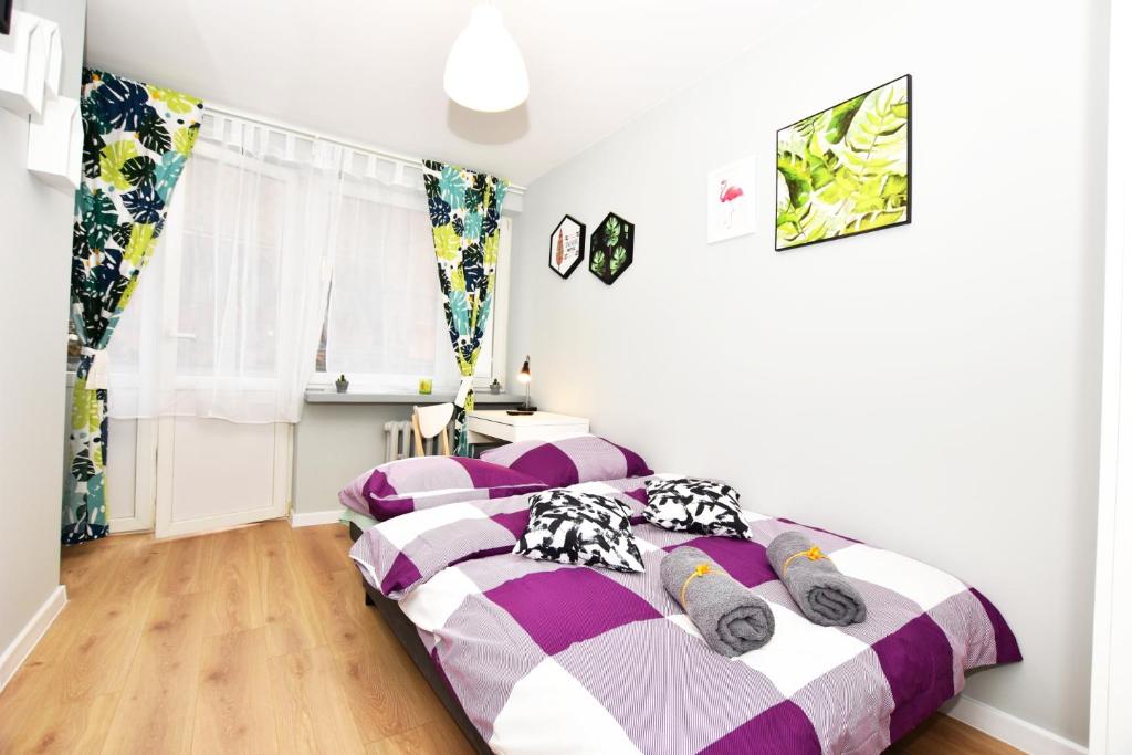 City Central Apartments Wrocław - Three-Bedroom Apartment - 41 Wita Stwosza Street