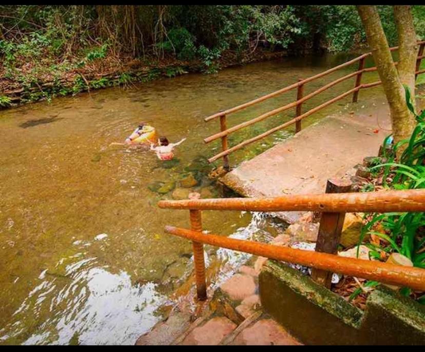  APTO 2 Qtos - ÁGUAS DA SERRA- Rio Quente-GO