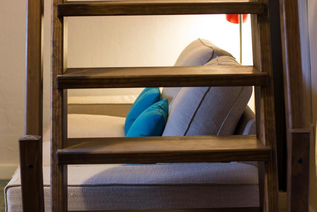 Poschodová posteľ alebo postele v izbe v ubytovaní Apartamentos Los Lobos