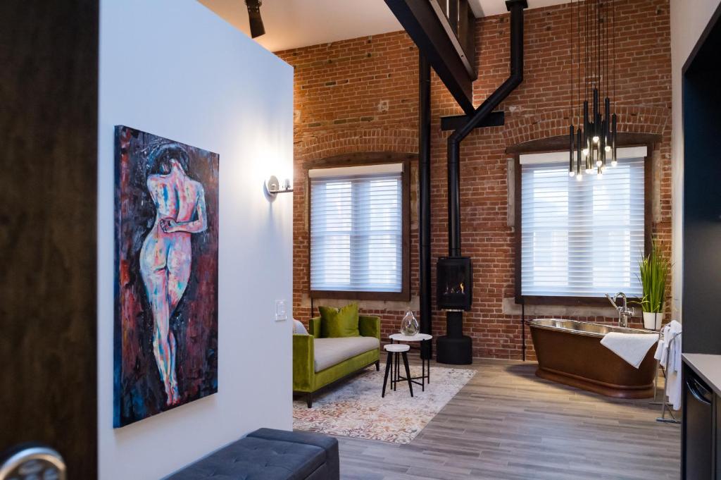 Posezení v ubytování 48 King West Boutique Hotel