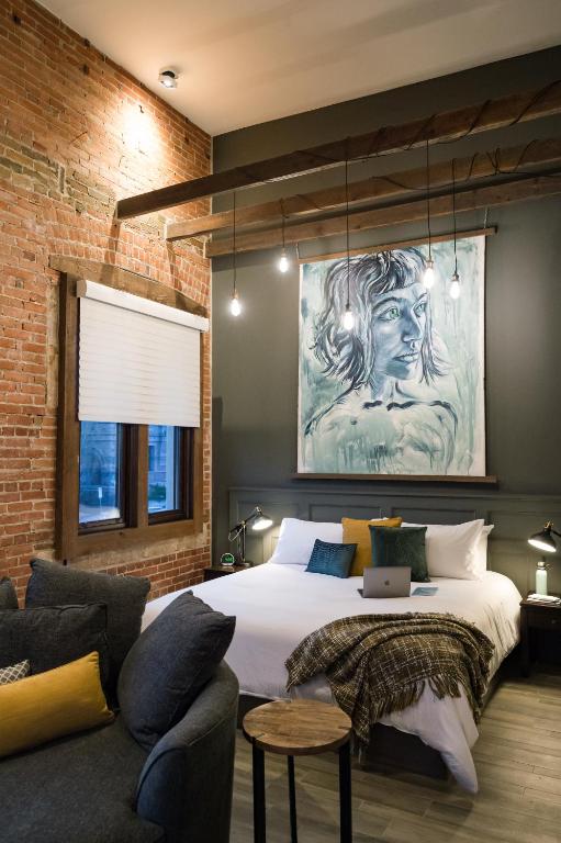 Posezení v ubytování 48 King West Boutique Hotel