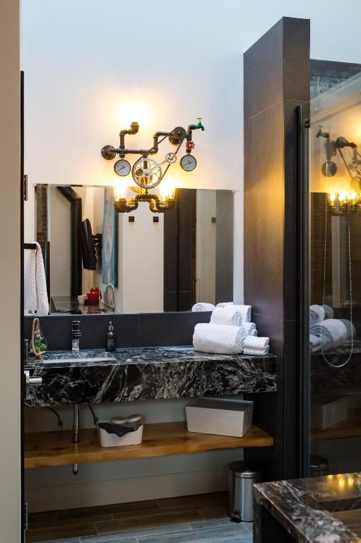 Fotografie z fotogalerie ubytování 48 King West Boutique Hotel v destinaci Brockville