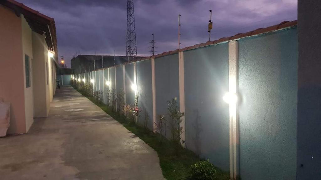  Casa com piscina em Itanhaém