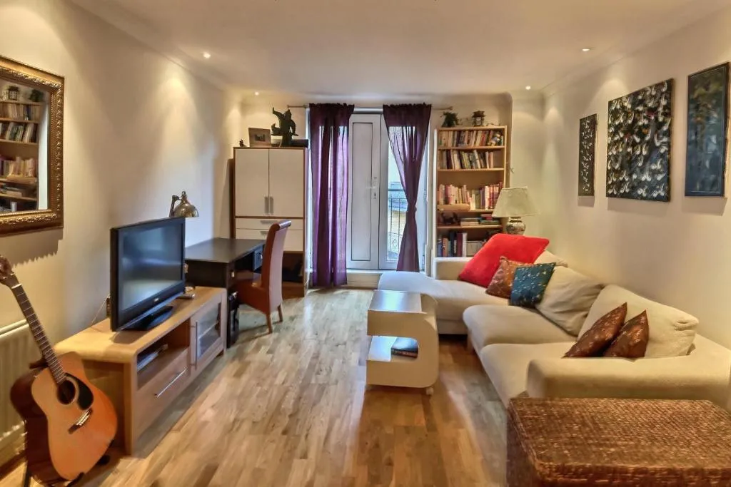 Idyllic Cosy Home of Maida Vale, Londra, Marea Britanie
