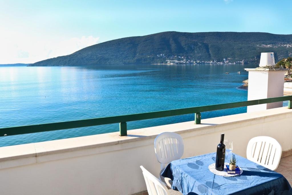 Palma Apartments - Apartment With Sea View