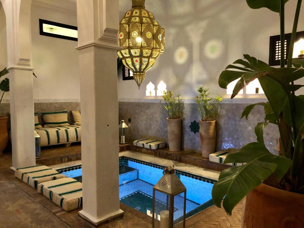 Bazén v ubytování Maison Chafia Boutique Hôtel & Spa nebo v jeho okolí
