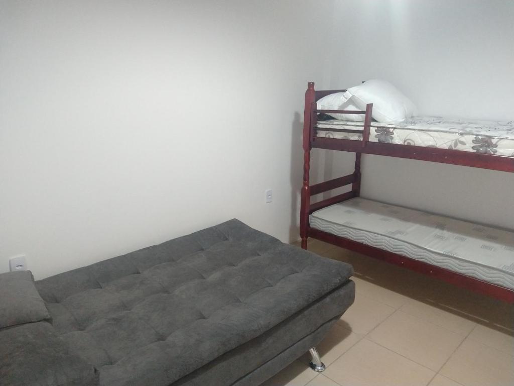  Casa com piscina