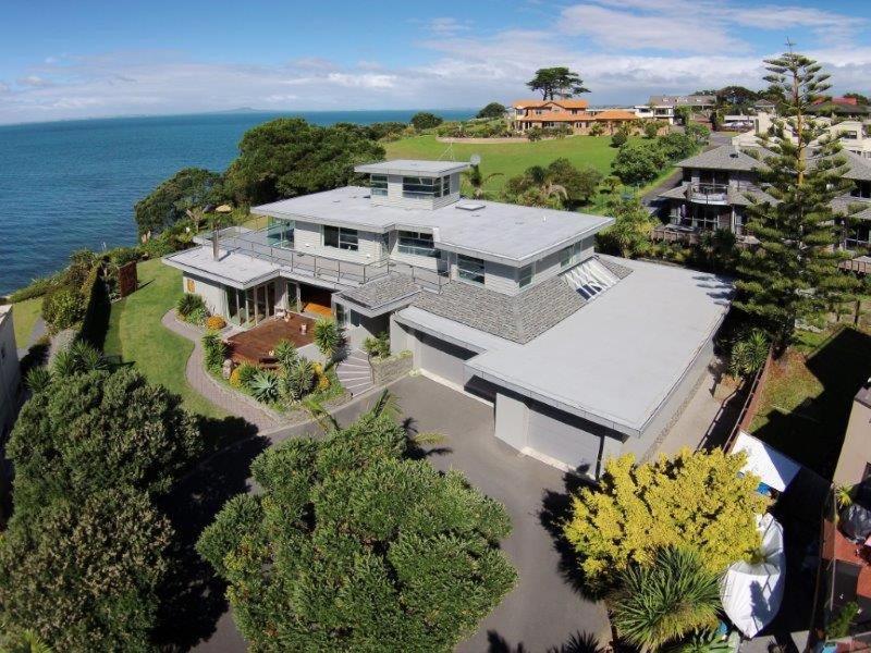 Gallery image of Room with amazing seaview in Whangaparaoa