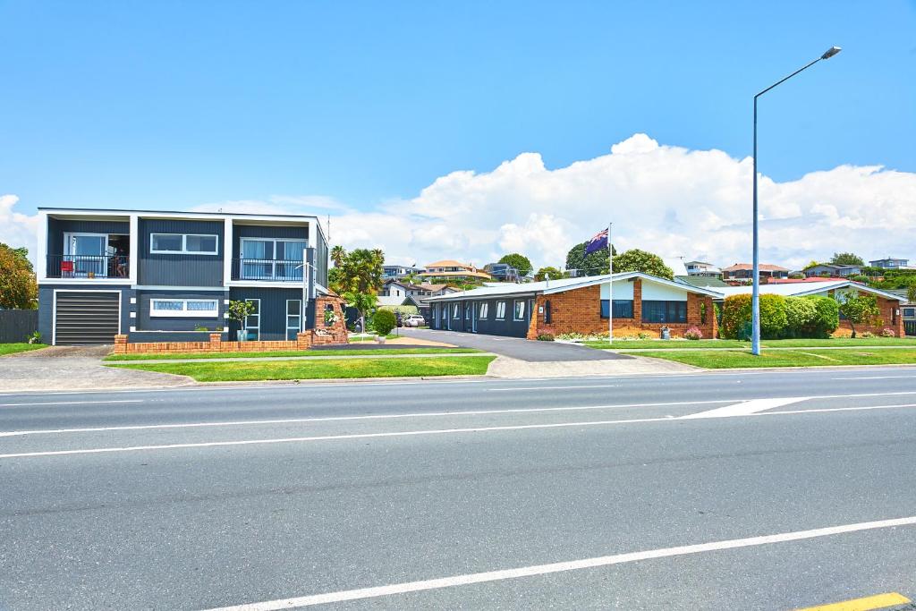 Cobblestone Court Motel - Wenzel Motels - Resim 30