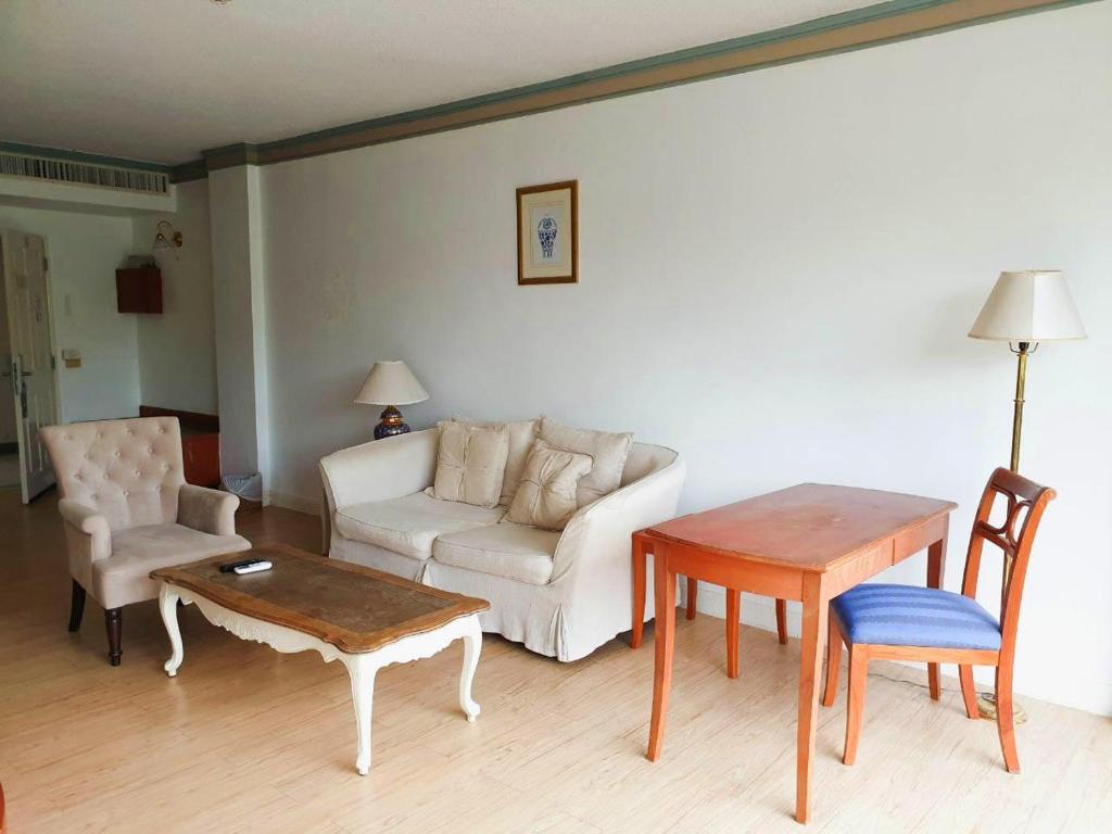 The Royal Gems Golf Resort - Suite Junior