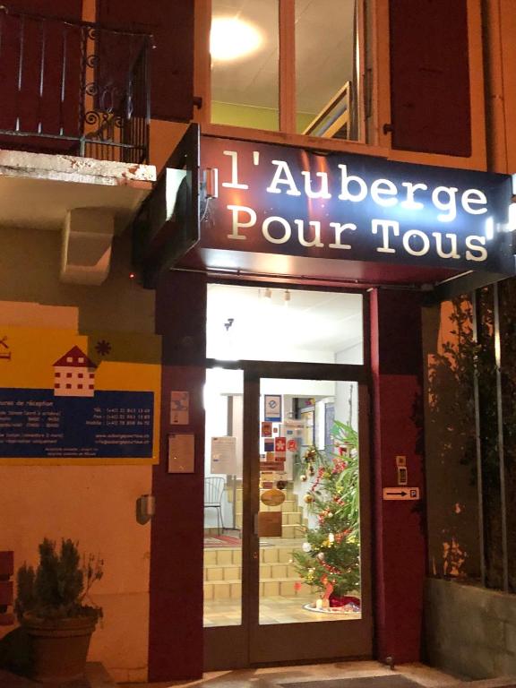 Foto dalla galleria di Auberge Pour Tous a Vallorbe
