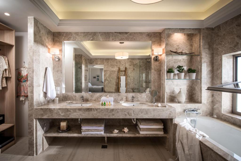 Koupelna v ubytování Creta Blue Boutique Hotel