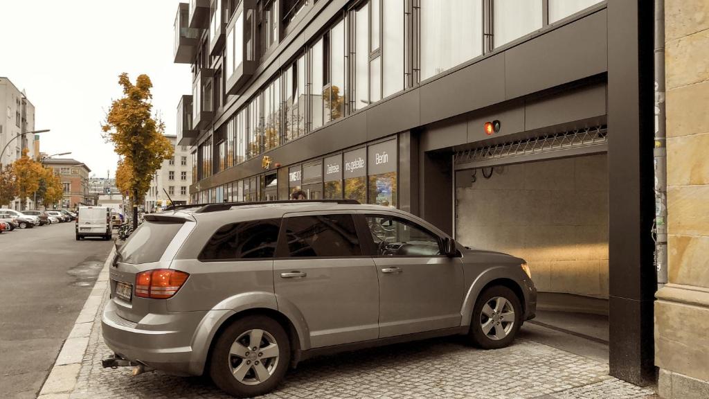 Wilde Aparthotels Berlin, Checkpoint Charlie - Resim 35