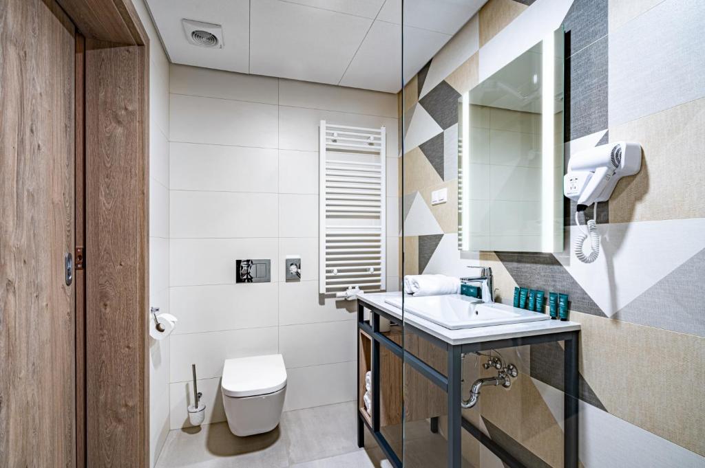 Sezony. Restauracja i Hotel - Chambre Simple